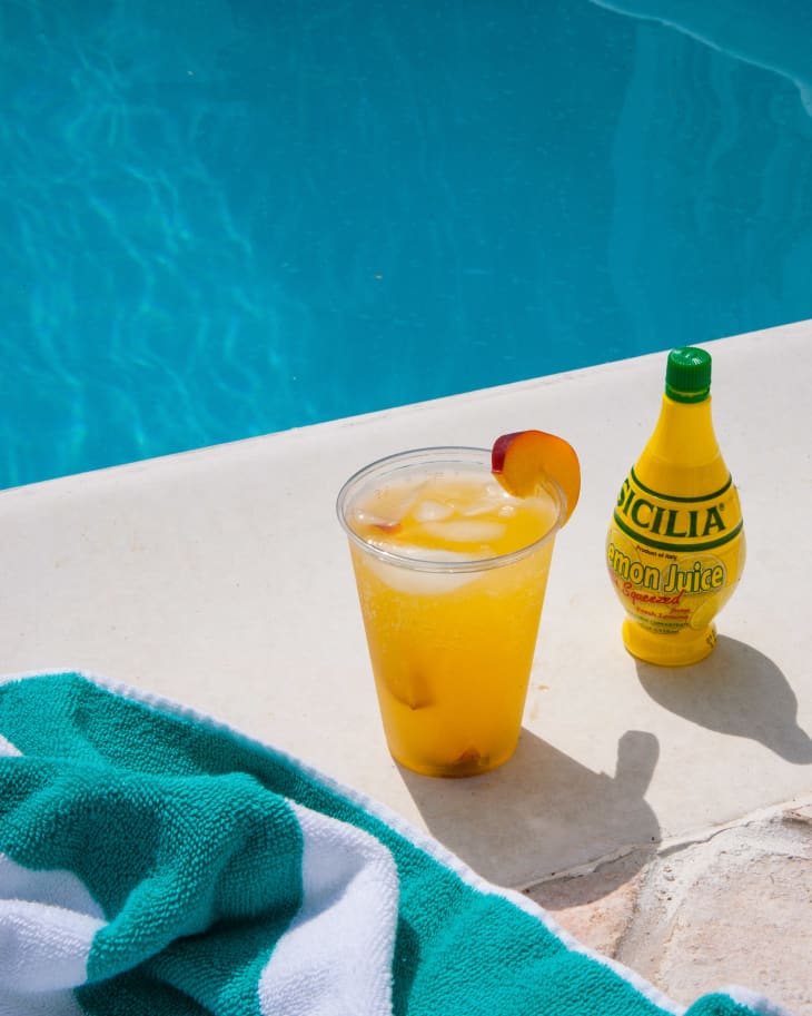 Fuzzy Navel Wine Cooler Recipe (Stirred) The Kitchn