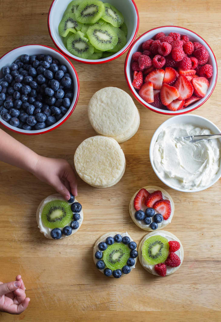 10 Favorite Cookie Recipes for Baking with Kids | Cubby