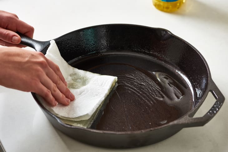 the-absolute-beginner-s-guide-to-cast-iron-care-the-kitchn