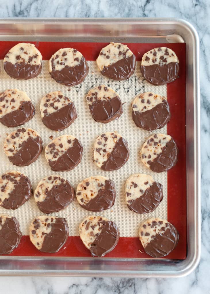 Chocolate Chip and Toffee Shortbread Cookies The Kitchn