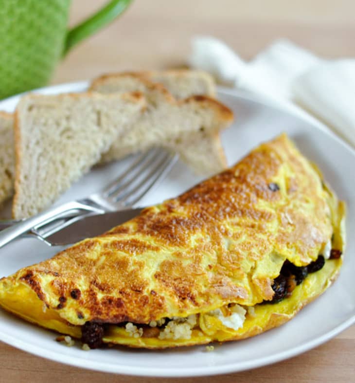 Breakfast Recipe 3Egg Omelet with Quinoa, SunDried Tomatoes, Spinach