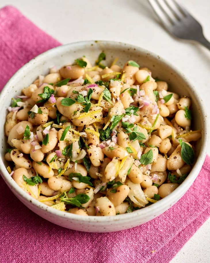 How to Turn a Can of White Beans into Dinner | The Kitchn