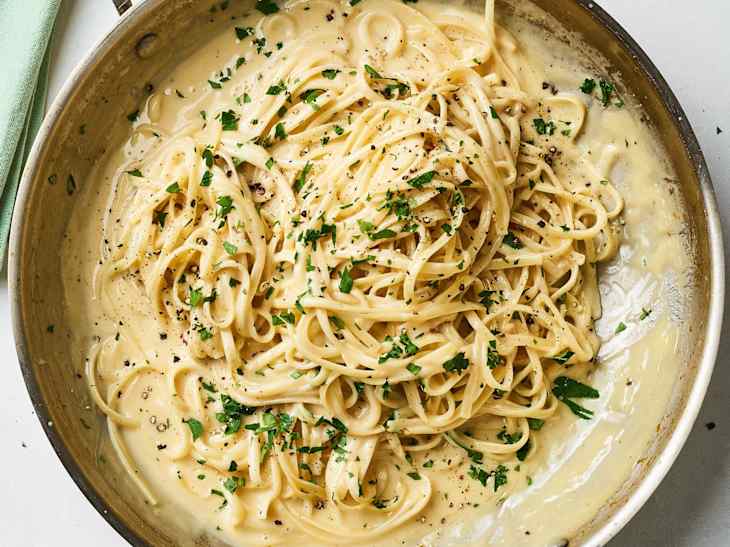 5Ingredient Easy Alfredo Sauce Recipe The Kitchn
