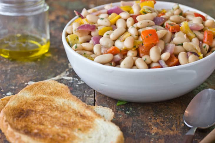 Healthy Recipe: White Bean & Roasted Vegetable Salad | The Kitchn