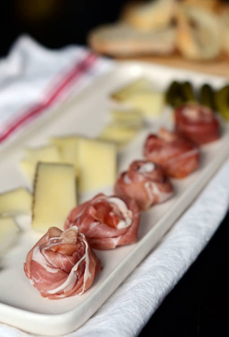Pretty Party Trays How To Make Prosciutto Rosettes The Kitchn