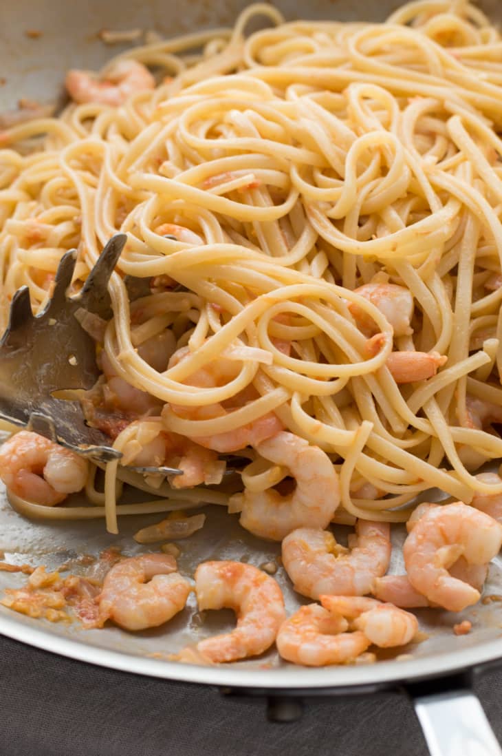 Recipe Shrimp Pasta with White Wine Sauce The Kitchn