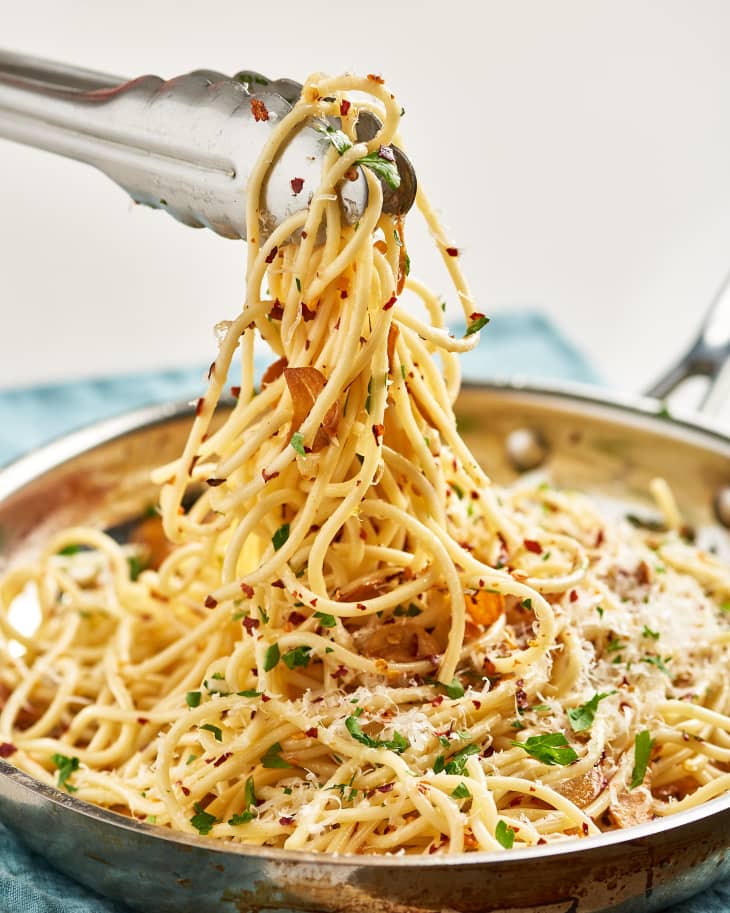 Spaghetti Aglio e Olio Recipe The Kitchn