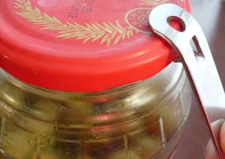 10 Effortless Tricks for Opening Impossibly Tight Jar Lids | The Kitchn