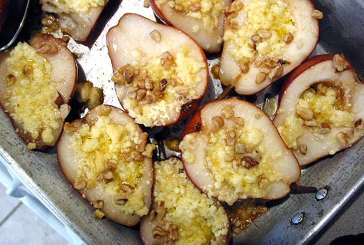 Quick Dessert Recipe: Roasted Pears with Lemon Stilton, Walnuts and ...