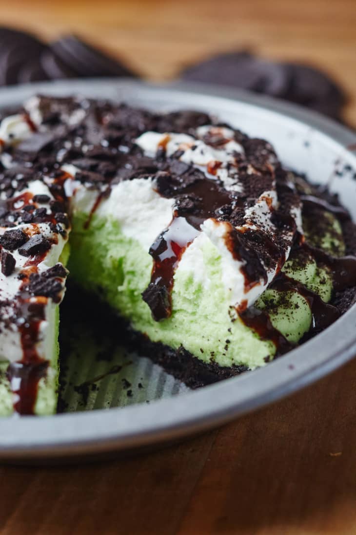 Shamrock Shake Meets Oreos in Grasshopper Pie | The Kitchn