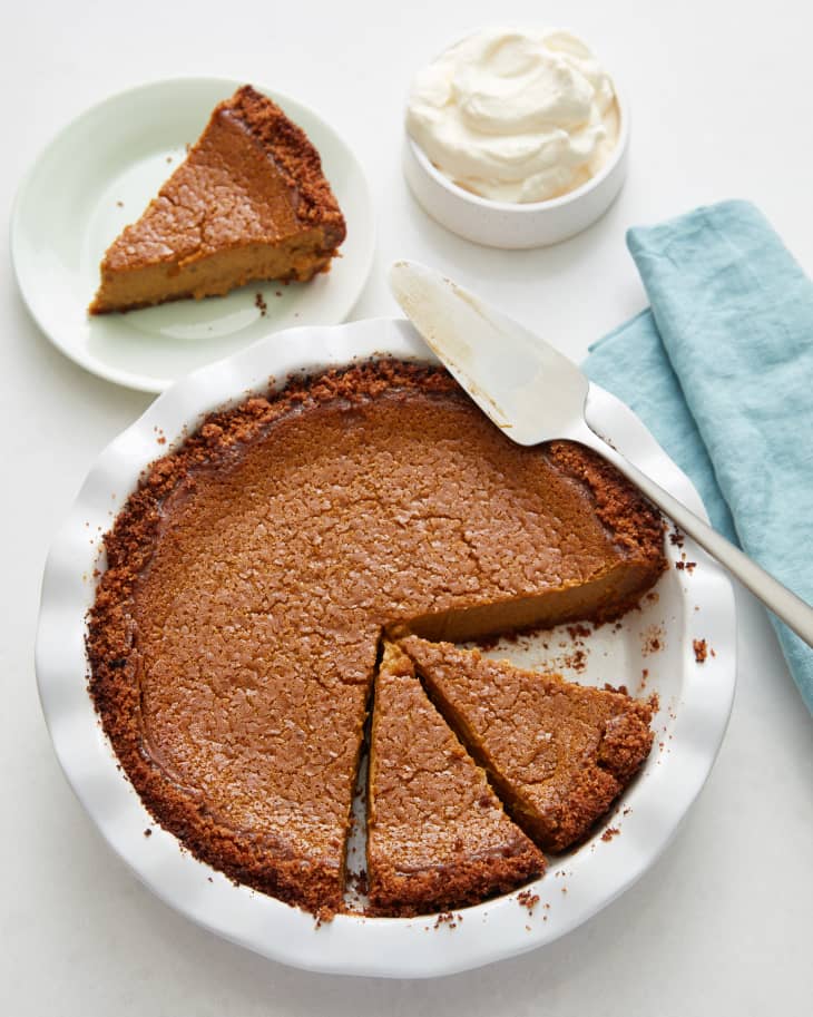 Recipe Ginger Pumpkin Pie with Graham Cracker Crust The Kitchn