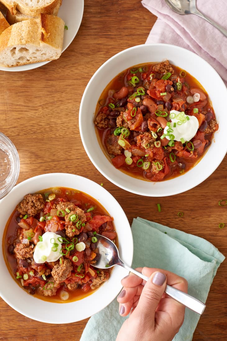 Quick Weeknight Recipe 5Ingredient Chili The Kitchn