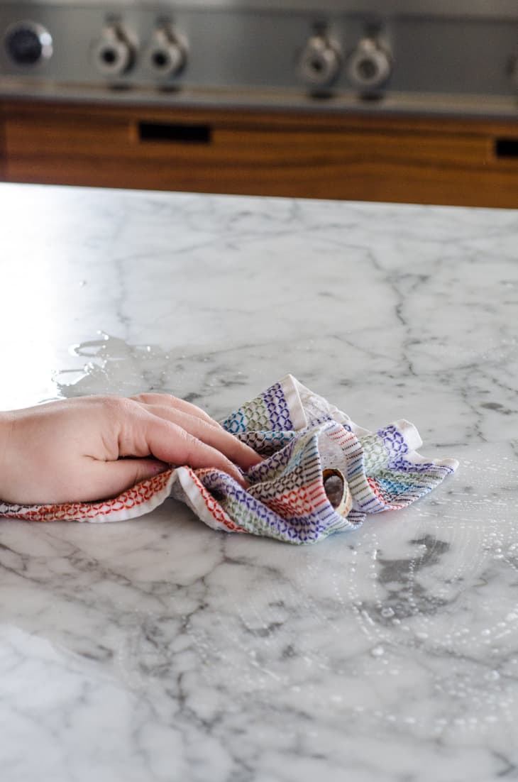 Try The Dish Towels Our Editor Swears By The Kitchn