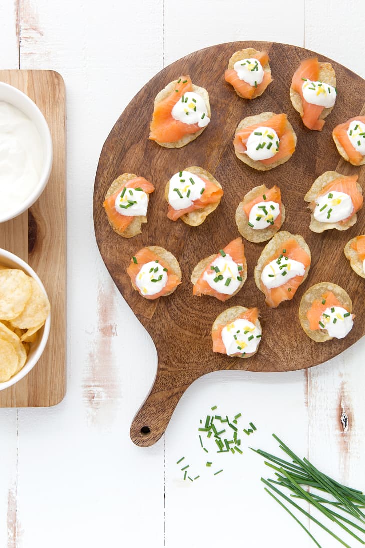 Recipe Smoked Salmon and Crème Fraîche Kettle Chips Kitchn