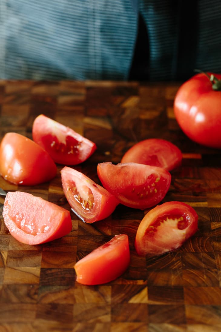 How To Cut Perfect Tomato Wedges Kitchn