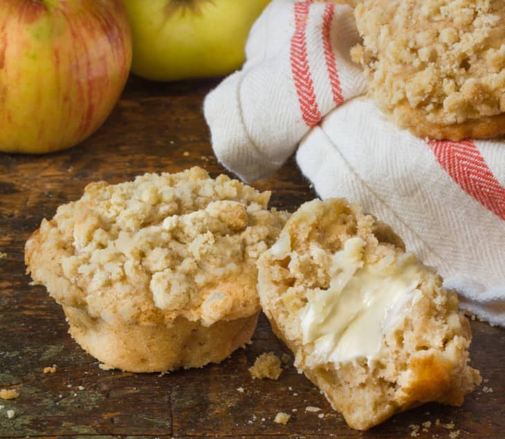 Fall Breakfast Recipe: Streusel-Topped Apple Pie Muffins | Kitchn