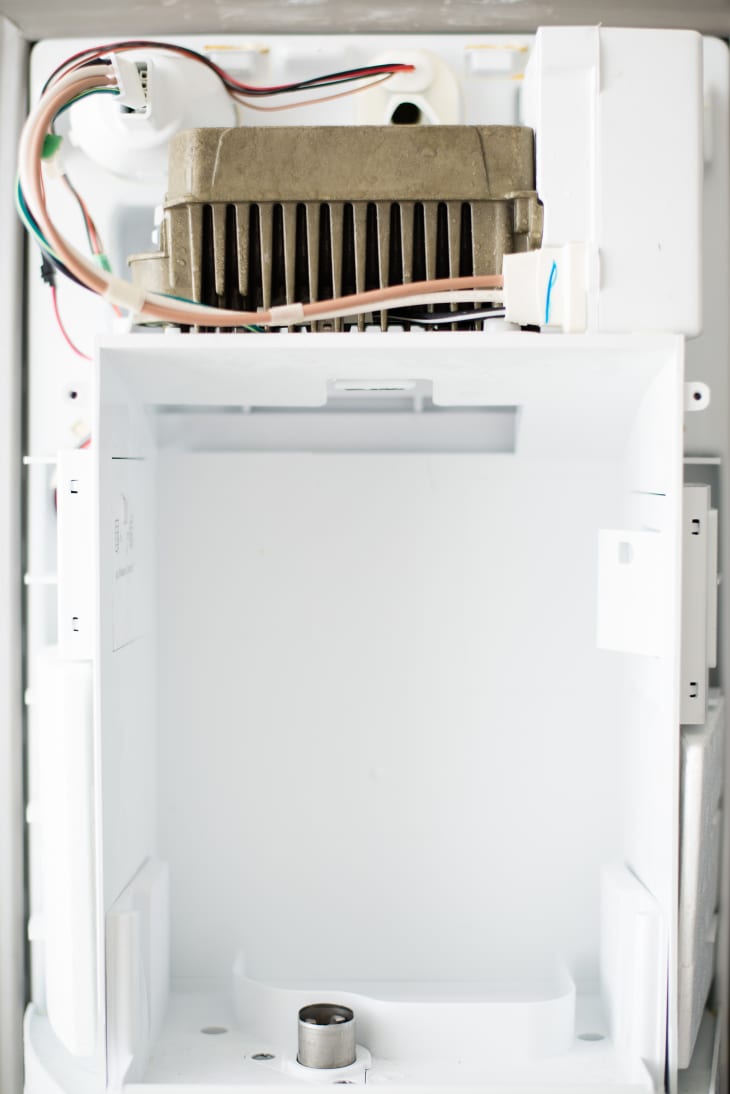 5 Things to Know About Cleaning Your Built-in Ice Maker | The Kitchn