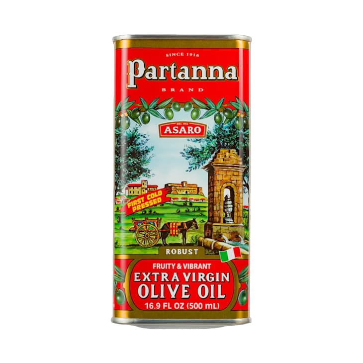 Italian Chefs Say This Grocery Store Olive Oil Is the “Best” | The Kitchn
