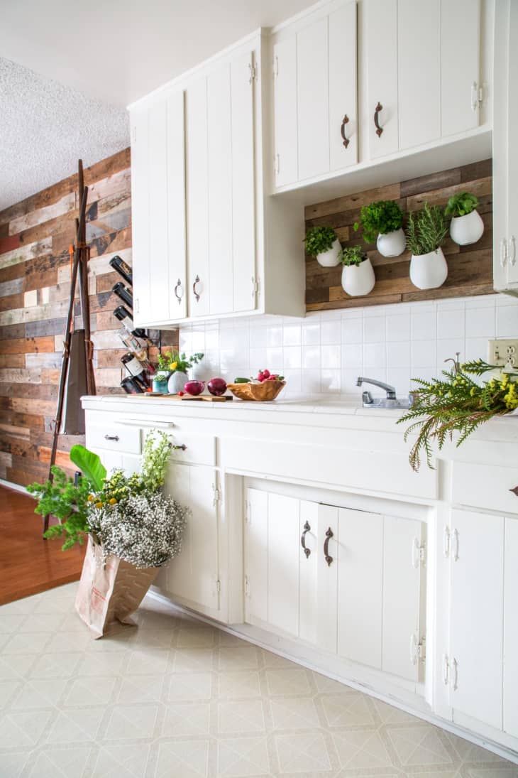 Cleaning Kitchen Cabinets - How To Clean Wood & Painted ...