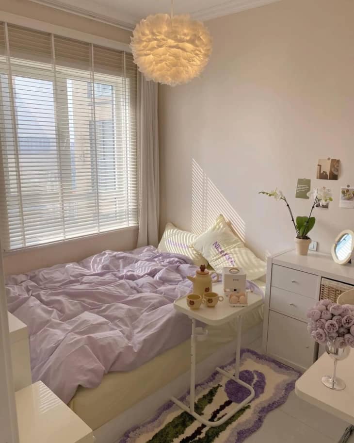 12 Purple Bedroom Ideas - How to Use Purple in the Bedroom | Apartment ...