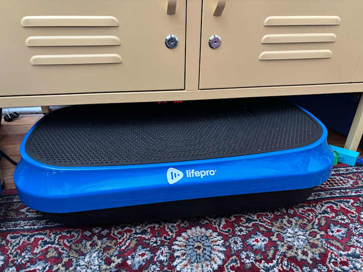 I've Been Using a Vibration Plate for Months: Here's My Review | Apartment  Therapy