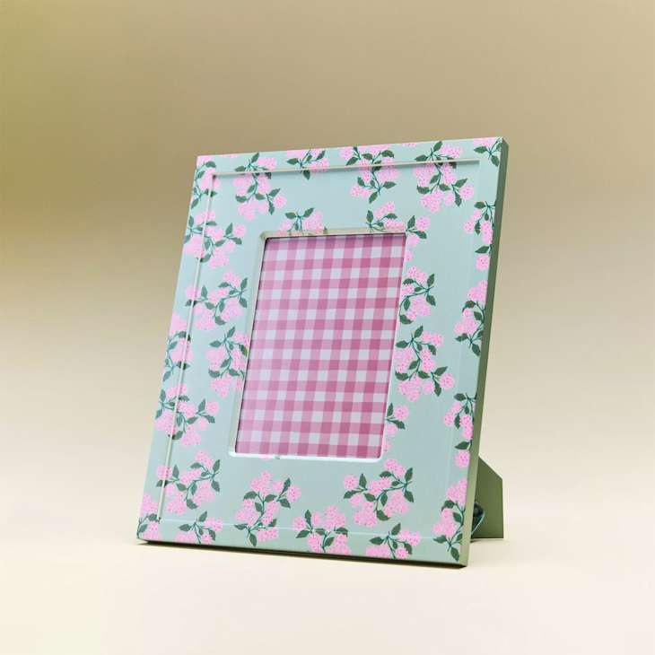 Anthropologie’s Pattern Drench Frame Adds Whimsy to Photos | Apartment ...