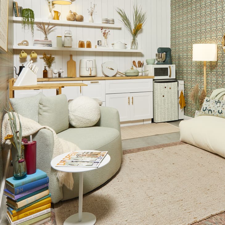 4 Tulip Tables to Buy That Immediately Brighten Up a Room | Apartment ...