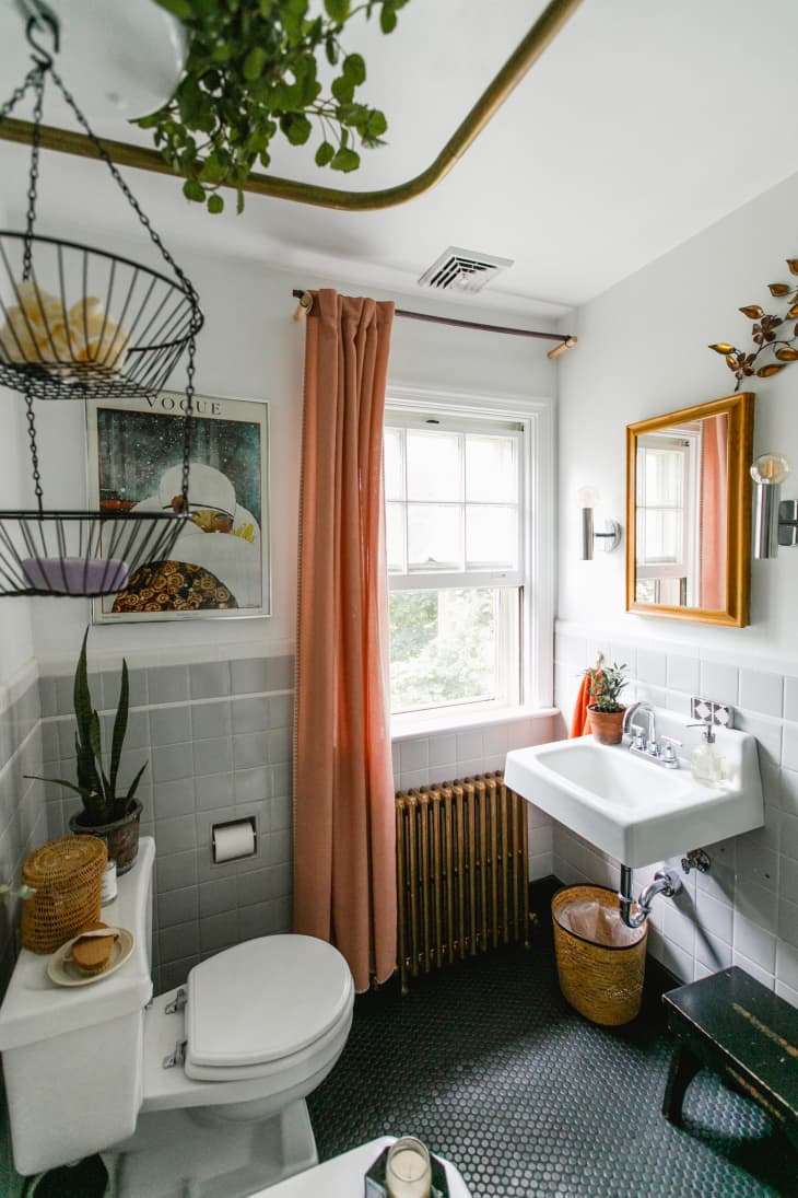 59 Small Bathroom Ideas for Designing Tiny Spaces | Apartment Therapy