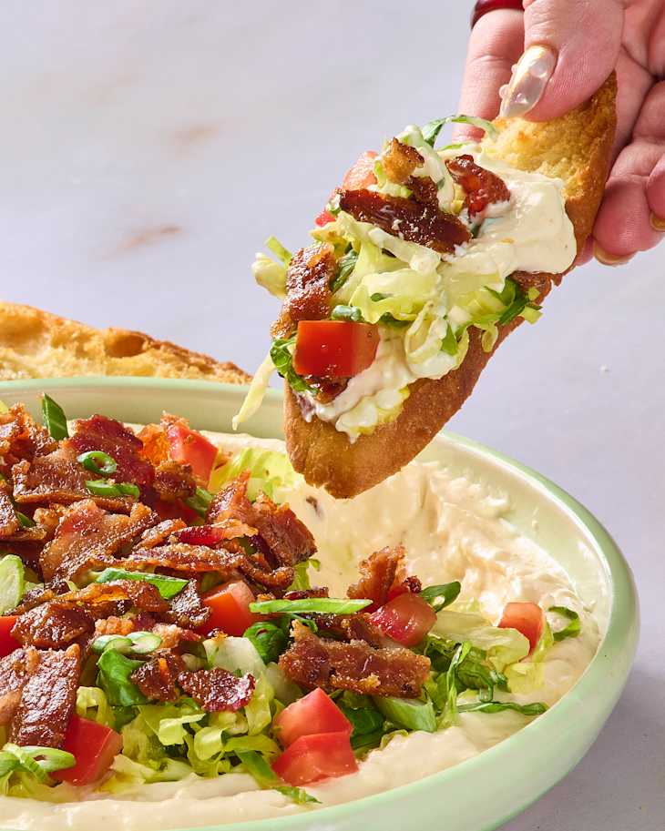 blt dip with cream cheese and ranch dressing BLT Dip