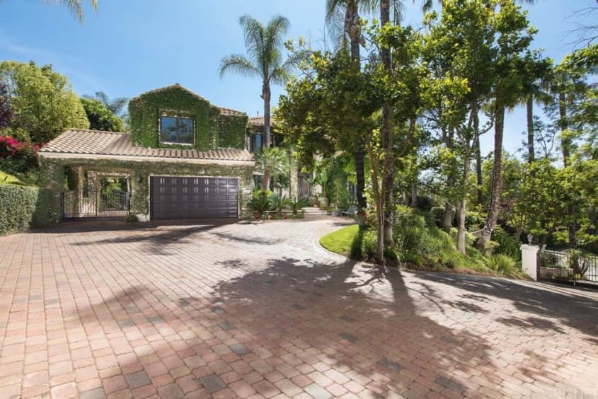 Tupac's $2.6 Million Los Angeles Mansion Is For Sale | Apartment Therapy
