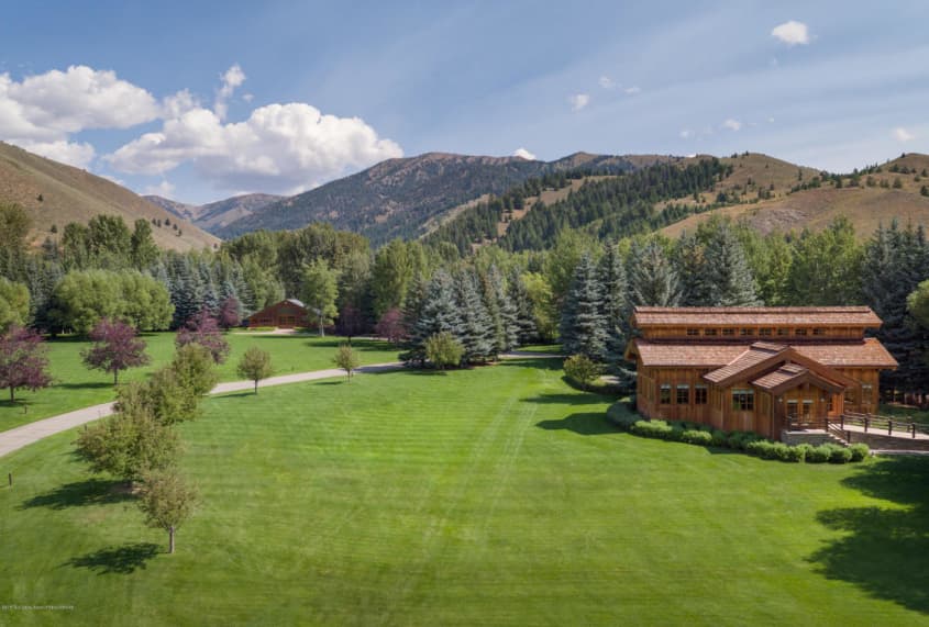 Steve Miller's $16 Million Idaho Compound Is for Sale (And So Big You Might  Get Lost on It)