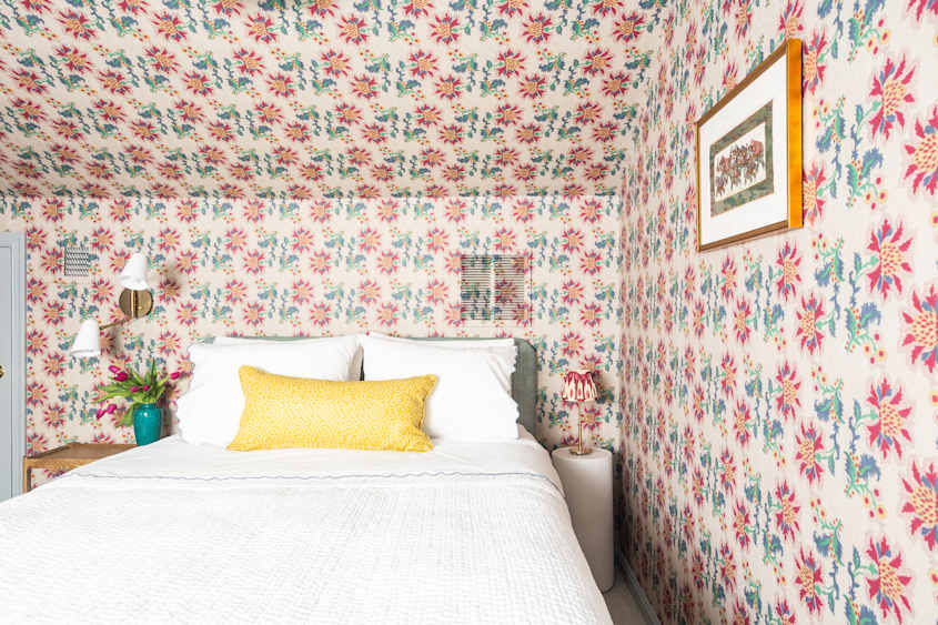 Transforming a Plain Attic Guest Bedroom: A Colorful Redo That Feels Like a 'Little Jewel Box'