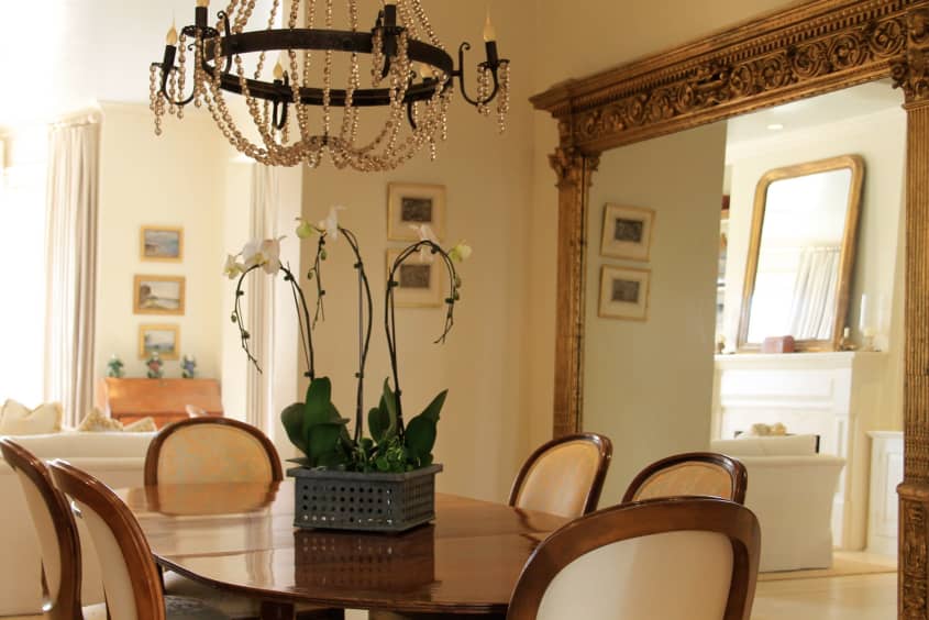 Eileen’s Elegant & Airy Townhouse Apartment Therapy