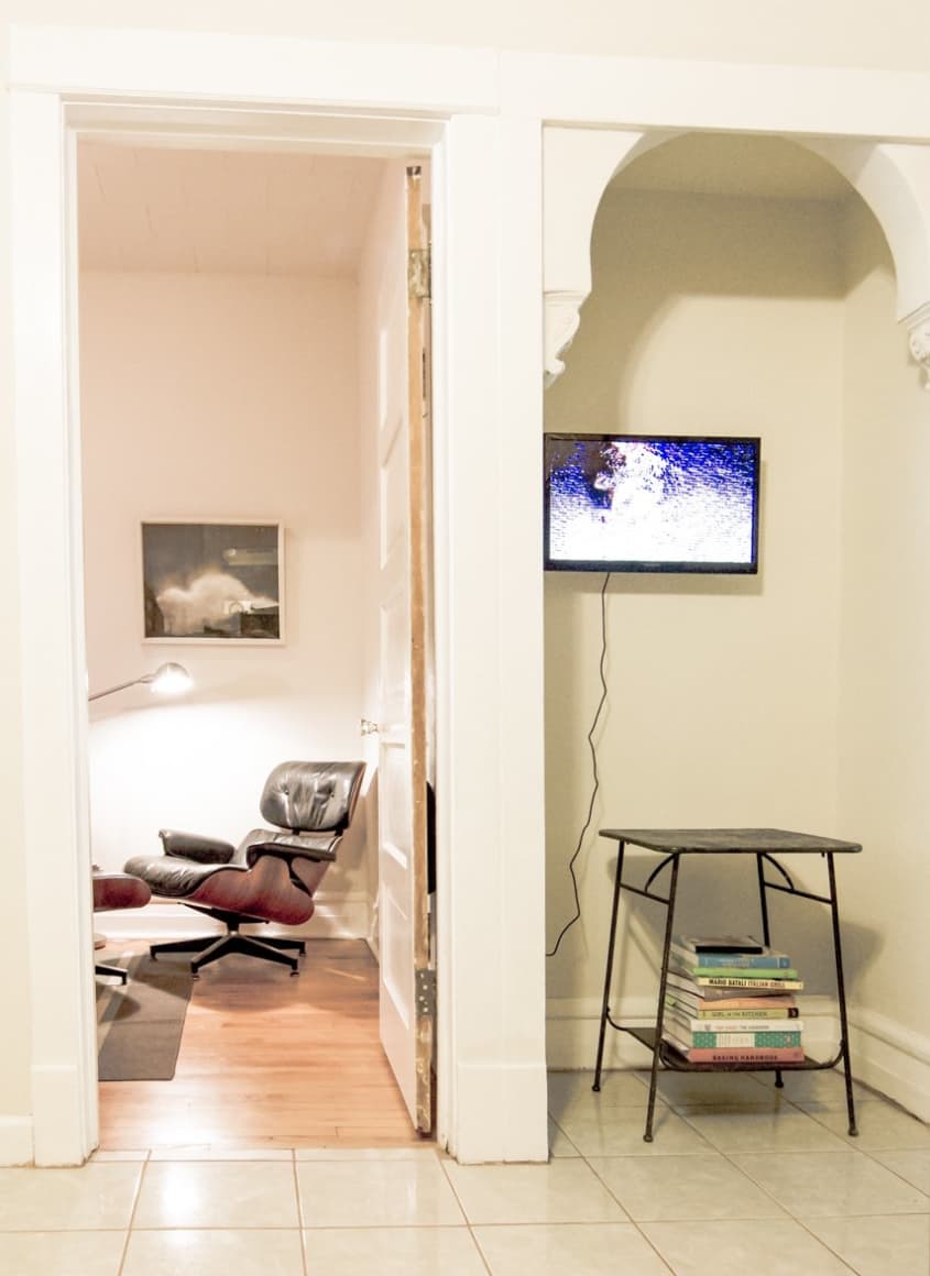 Drew & Robyn’s Smart, Sunny Logan Square Graystone | Apartment Therapy