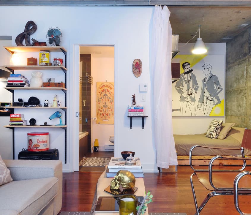 House Tour: A Small Studio Full of Art and DIY Projects | Apartment Therapy