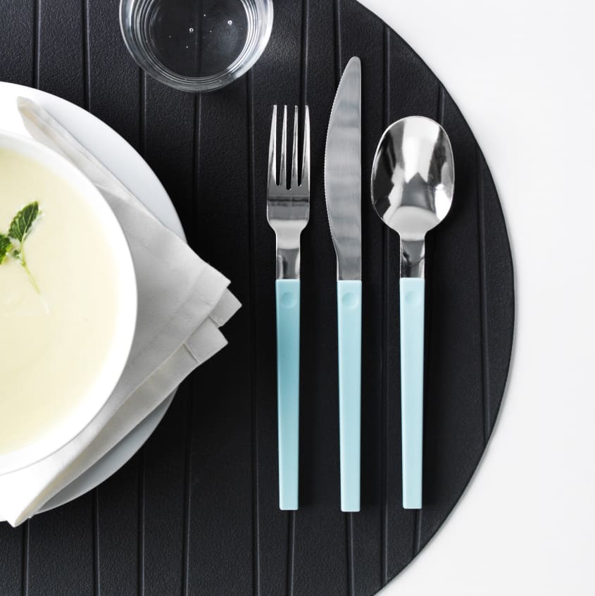 The Best Flatware for Entertaining Outdoors Apartment Therapy