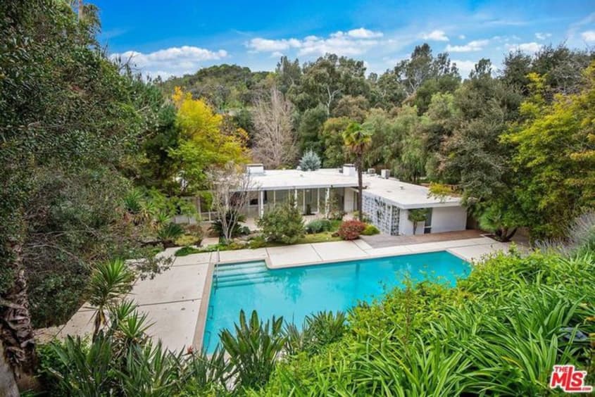 Mike Brady's Bachelor Pad Brady Bunch House for Rent Apartment Therapy