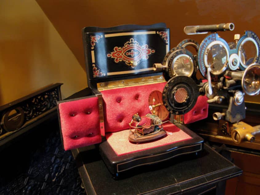 Bruce & Melanie’s Steampunk Victorian | Apartment Therapy