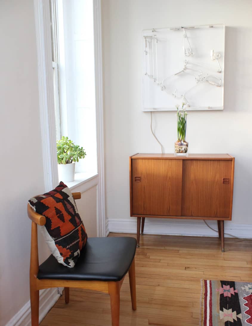 House Tour: Alana's Brooklyn Railroad | Apartment Therapy