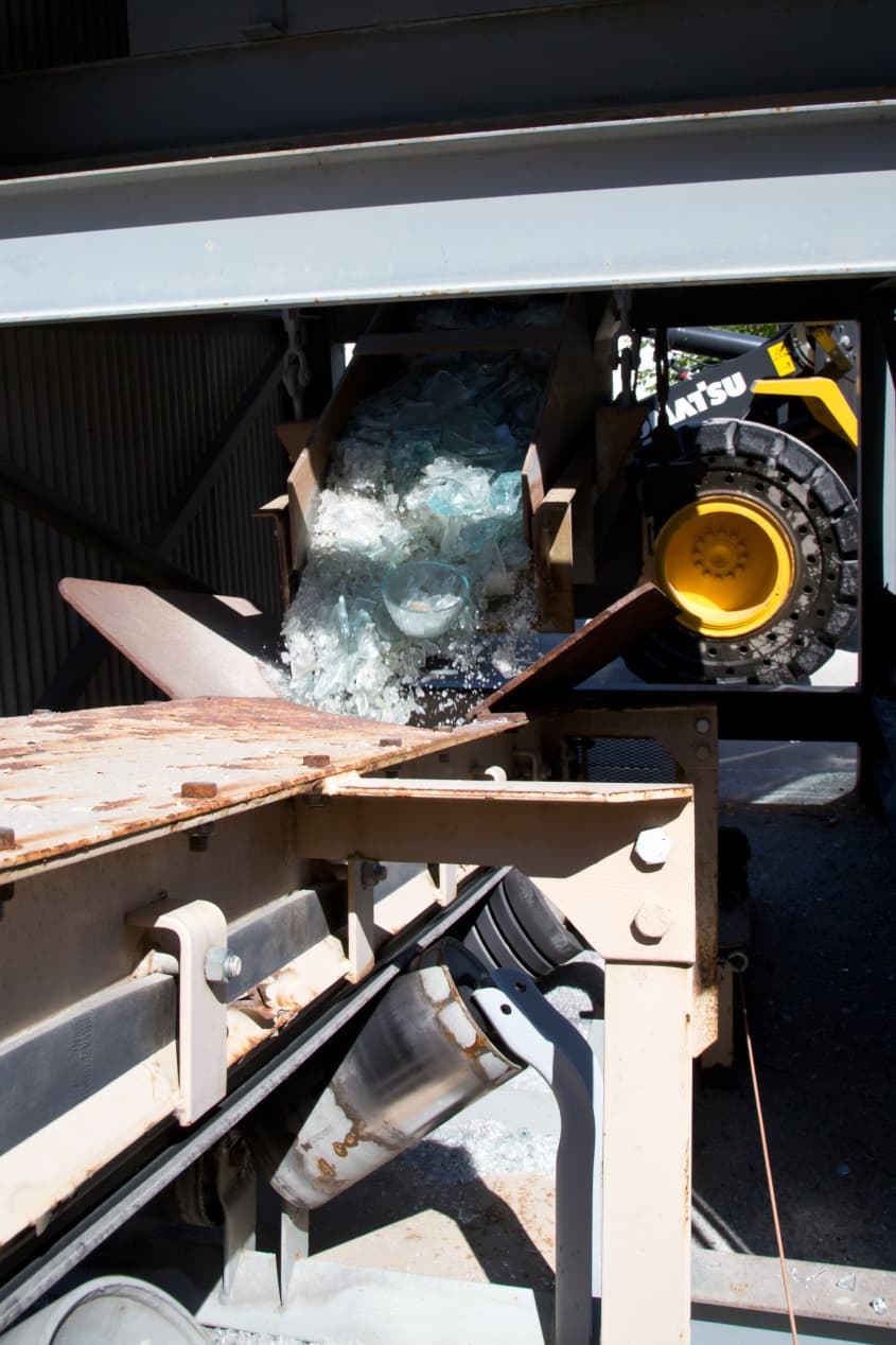 How Pyrex Glass Cookware Is Made in Charleroi, Pennsylvania | The Kitchn