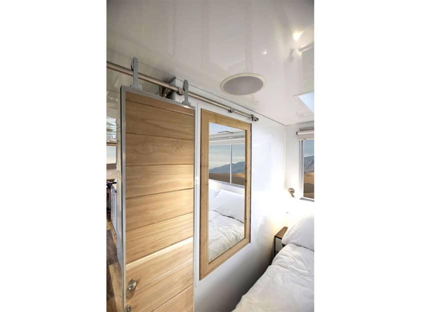 Go Totally Off The Grid With This Sleek Camper | Apartment Therapy - Sleek Interior Off Grid Apartment