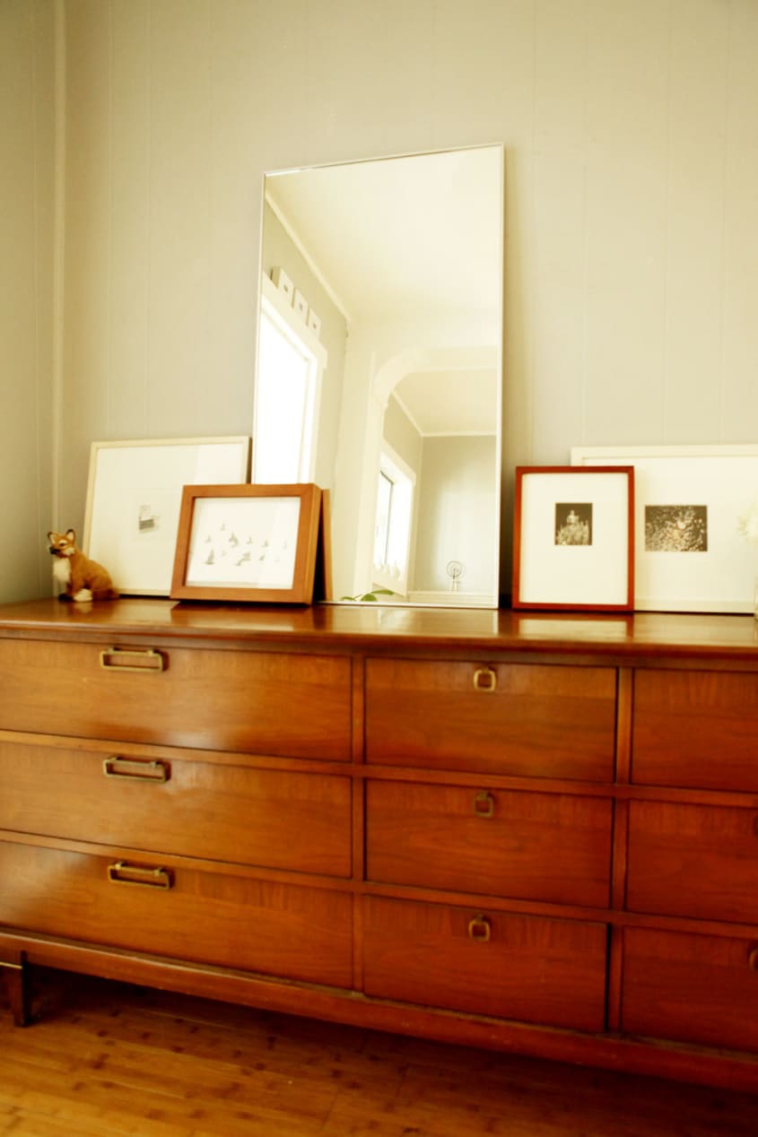 Genevieve and Maxwell’s Mid Century Perch Apartment Therapy