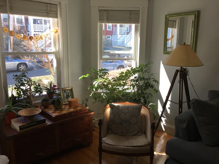 A Boston Apartment Steeped in Art and Family History Apartment Therapy