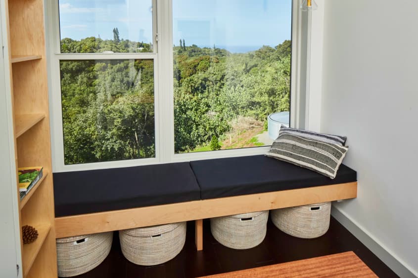 Fresh Look at Lifeedited Maui Sustainable Small Space House Design