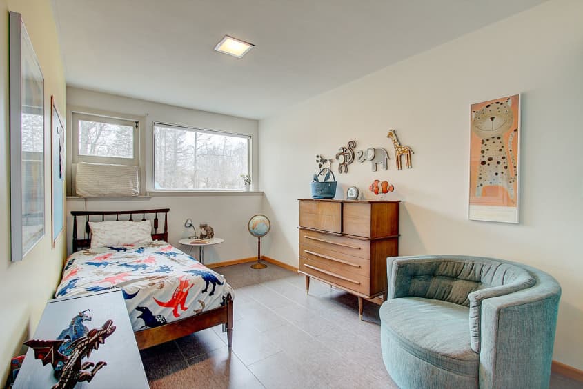 Colorful MidCentury Modern Home in Bayside, Wisconsin Apartment Therapy