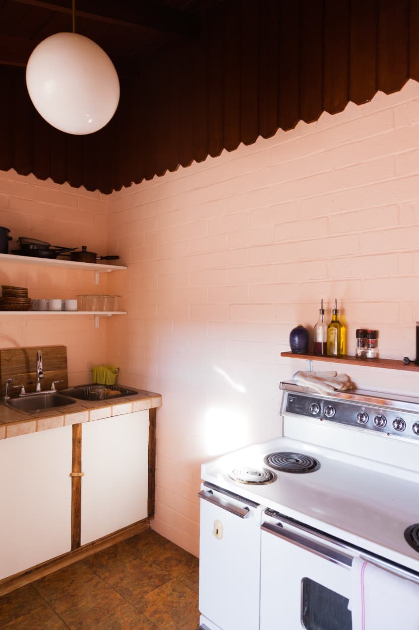 House Tour A Rustic, Modern Hacienda in Joshua Tree Apartment Therapy