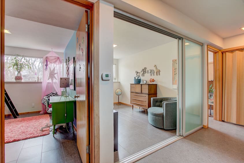 Colorful MidCentury Modern Home in Bayside, Wisconsin Apartment Therapy