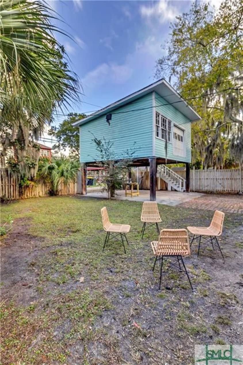 1206 E Duffy St, Savannah, GA 31404 | Apartment Therapy