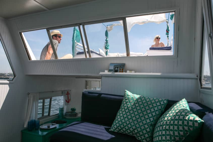 A Dreamy New England Houseboat Apartment Therapy