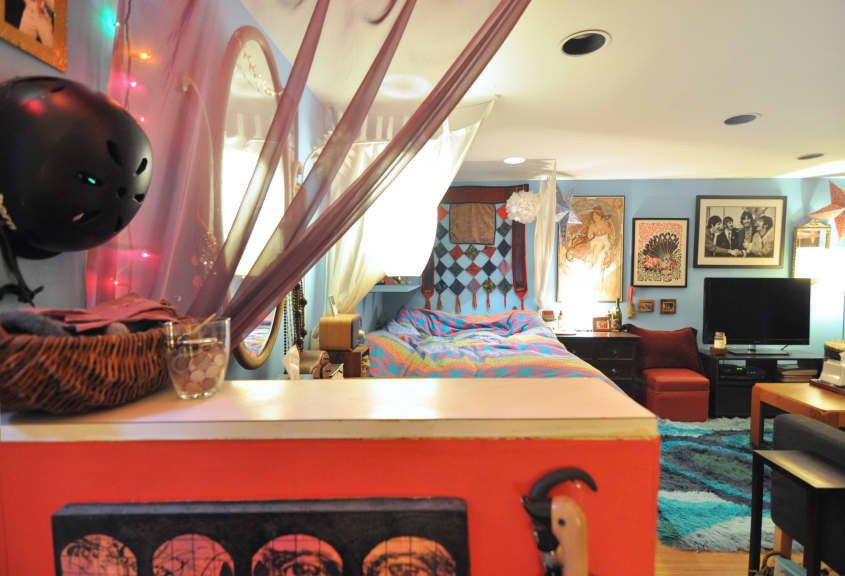 Laura Lee’s Bright & Playful Basement Studio Apartment Therapy